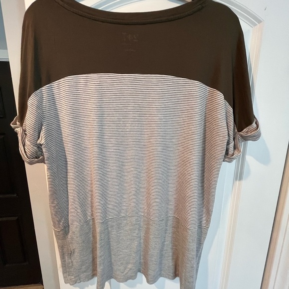 ~24/7~ Striped Women's Top - Picture 5 of 8